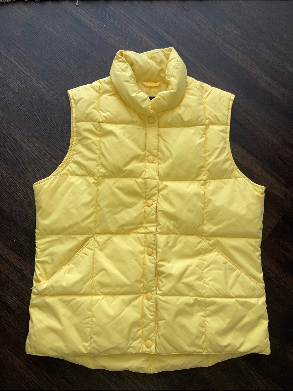 Lands end women’s yellow puffer vest size s